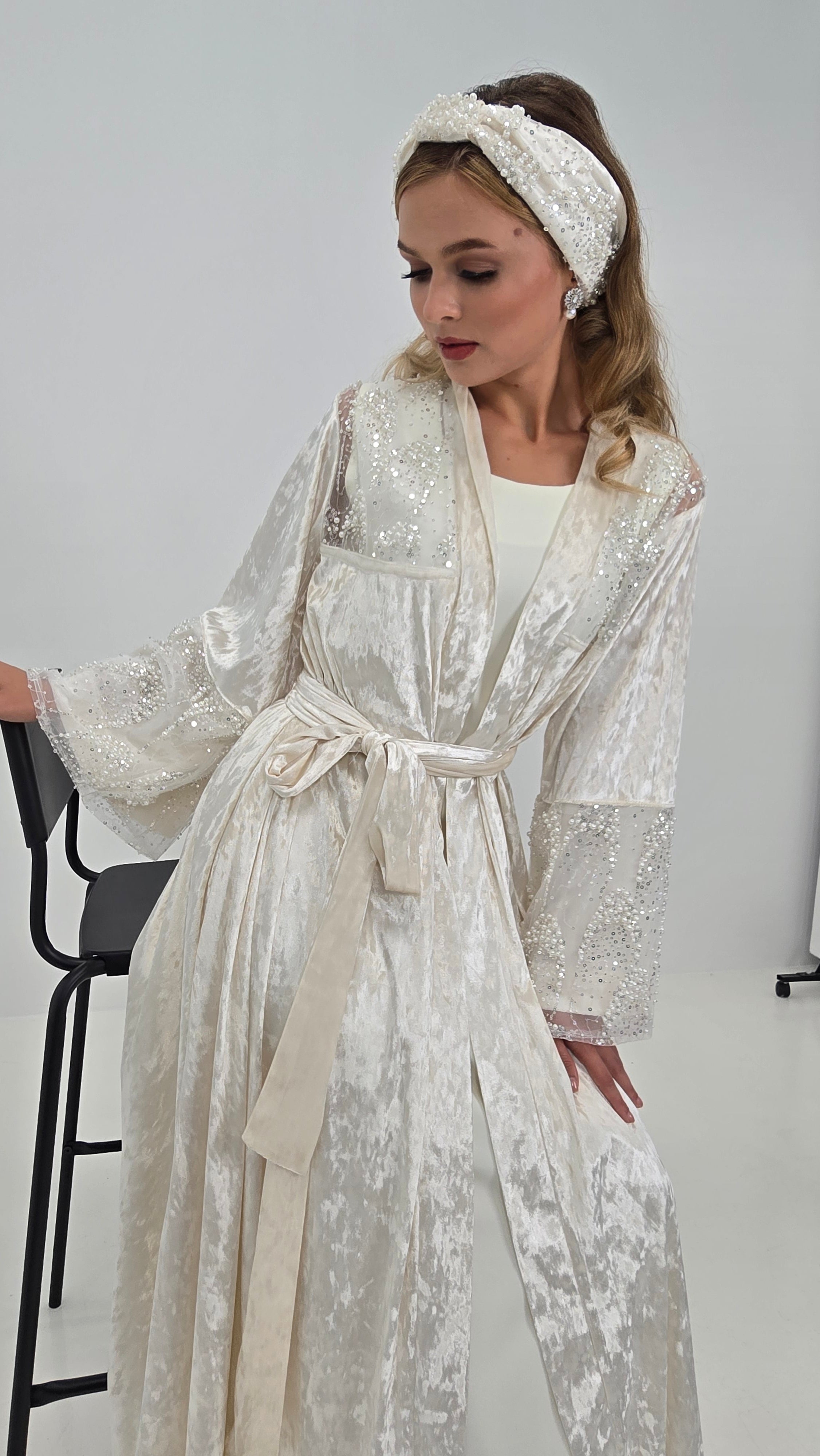 Pearl velvet Robe